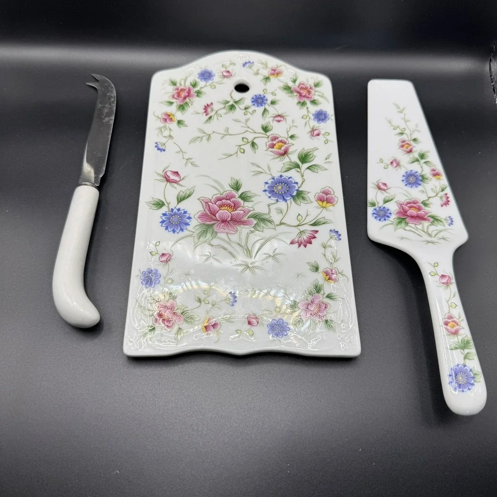 Andrea by Sadek Fine Porcelain China Cheese Board with Knife Set, Cake Server